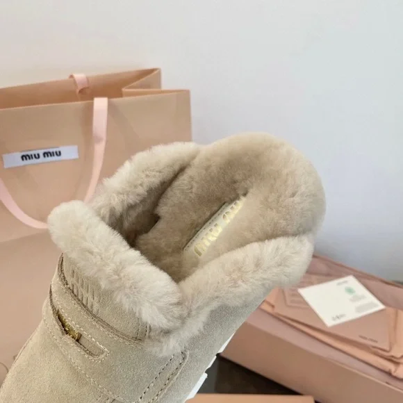 Miu Miu Beige Fur-Lined Slippers - Picture 4 of 9